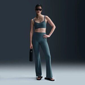 Nike Vintage Green Workout Zensy Flare Leggings Size Med